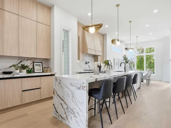 510 S 54th Ave SW, Calgary, AB T2V 0C7