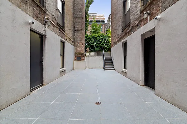 Rented by Kleier Residential | media 2