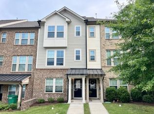 525 Portstewart Dr, Cary, NC 27519