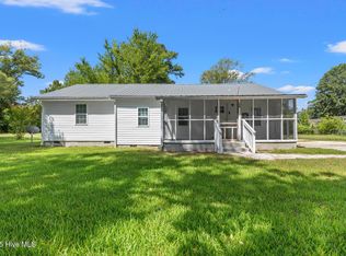 106 Rodeo Ln, Jacksonville, NC 28540