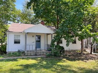7603 Wyandotte St, Kansas City, MO 64114