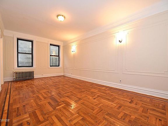 2nd image of 2680 30th St APT 2G