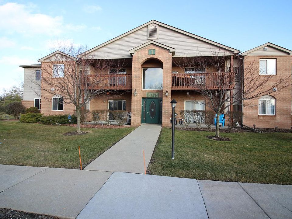1st image of 15775 Lakeside Dr APT 3