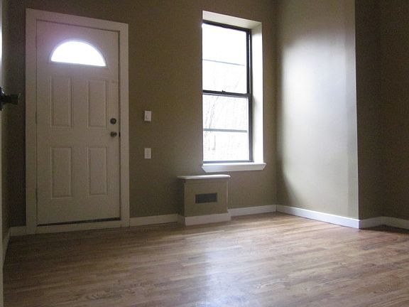 2nd image of 74 Eldert St APT 1B