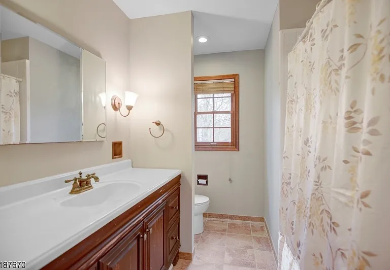 28 Bear Brook Ln — Photo 12