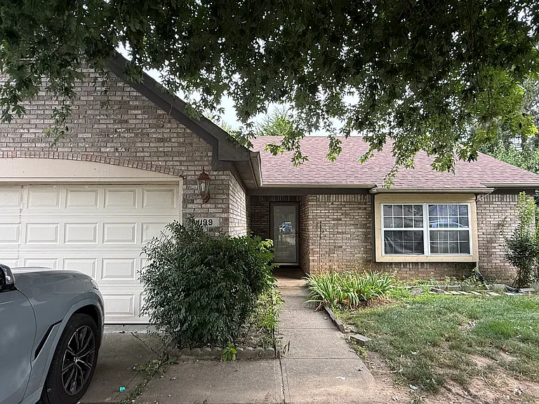 1199 Acadia Ct — Photo 2
