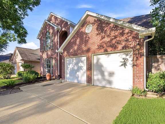 4th image of 4307 Lakeshore Forest Dr