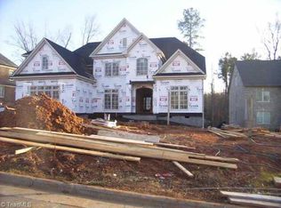 5 NW Lake Bluff Ct, Greensboro, NC 27410