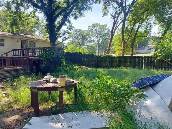 100 S Dittman St, Frontenac, KS 66763