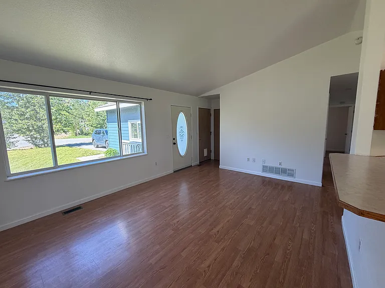 1685 N Lacy Loop — Photo 6
