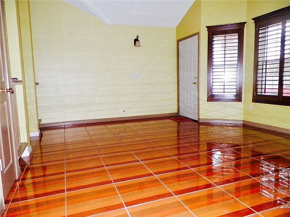 1st image of 14512 Las Aguilas Dr