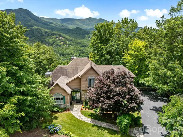 65 Timber Park Dr, Black Mountain, NC 28711