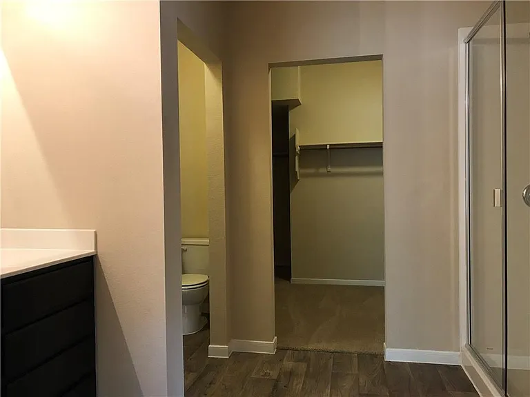 3201 Ortman Dr — Photo 12