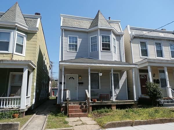 1st image of 2218 Parkwood Ave