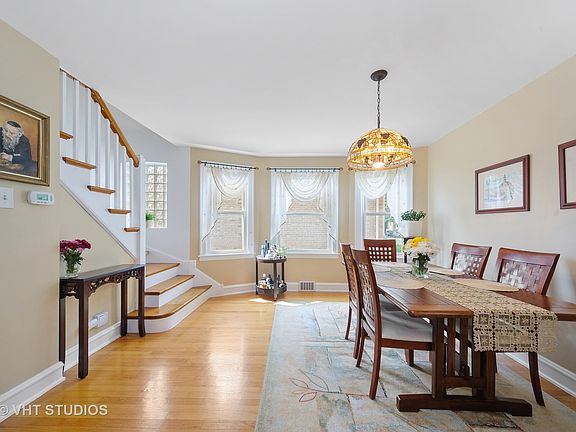 4th image of 3045 N 77th Ave
