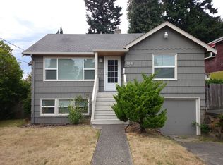 9047 37th Ave SW, Seattle, WA 98126