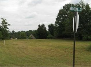 220 Moore Rd, Liberty, SC 29657