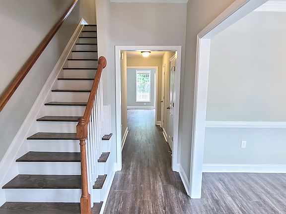 2nd image of 3008 Hill St Unit 205