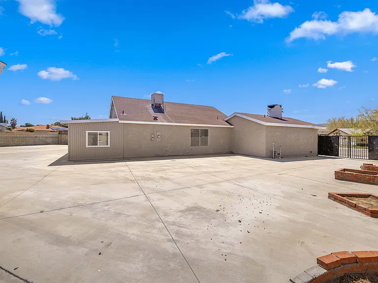 3501 W Avenue K13 — Photo 31