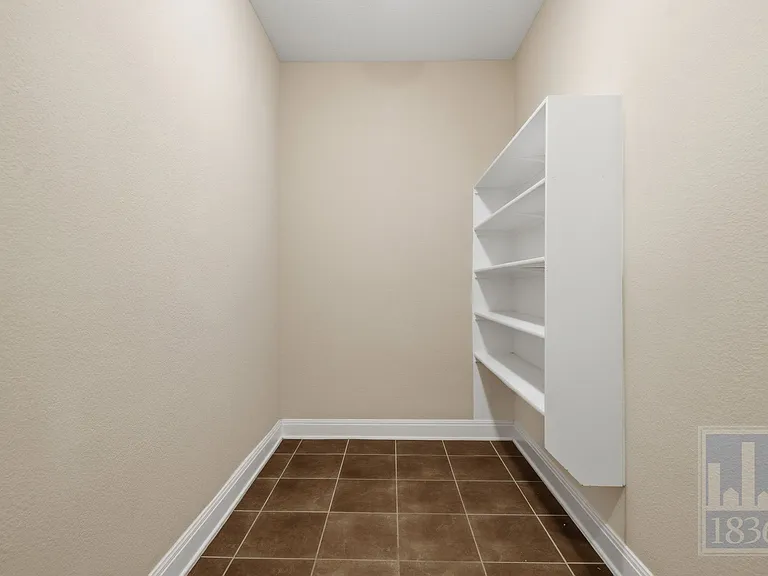 4906 Madrid Dr #T2 — Photo 13