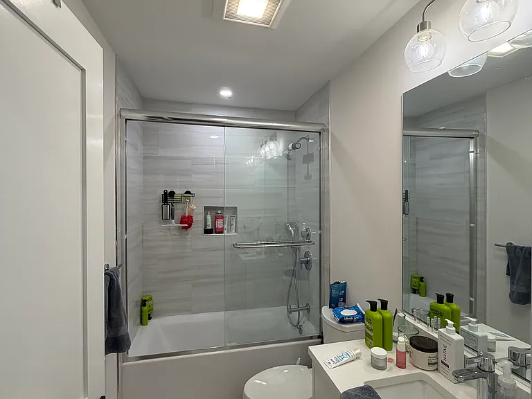 9 Everett St #8 — Photo 11