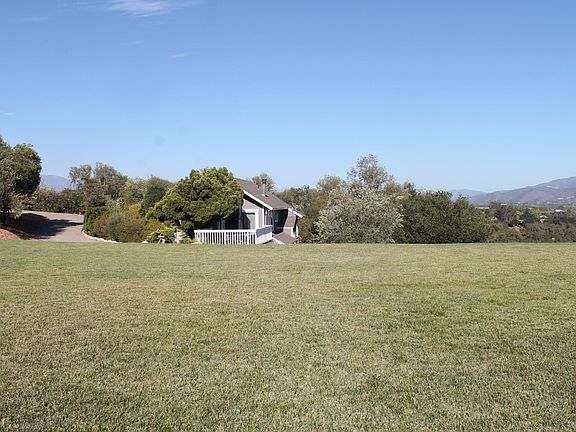 4th image of 2950 Deer Hill Ln