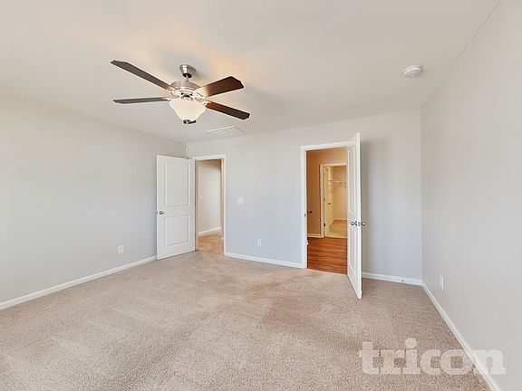 5th image of 165 Ogden Pond Pl