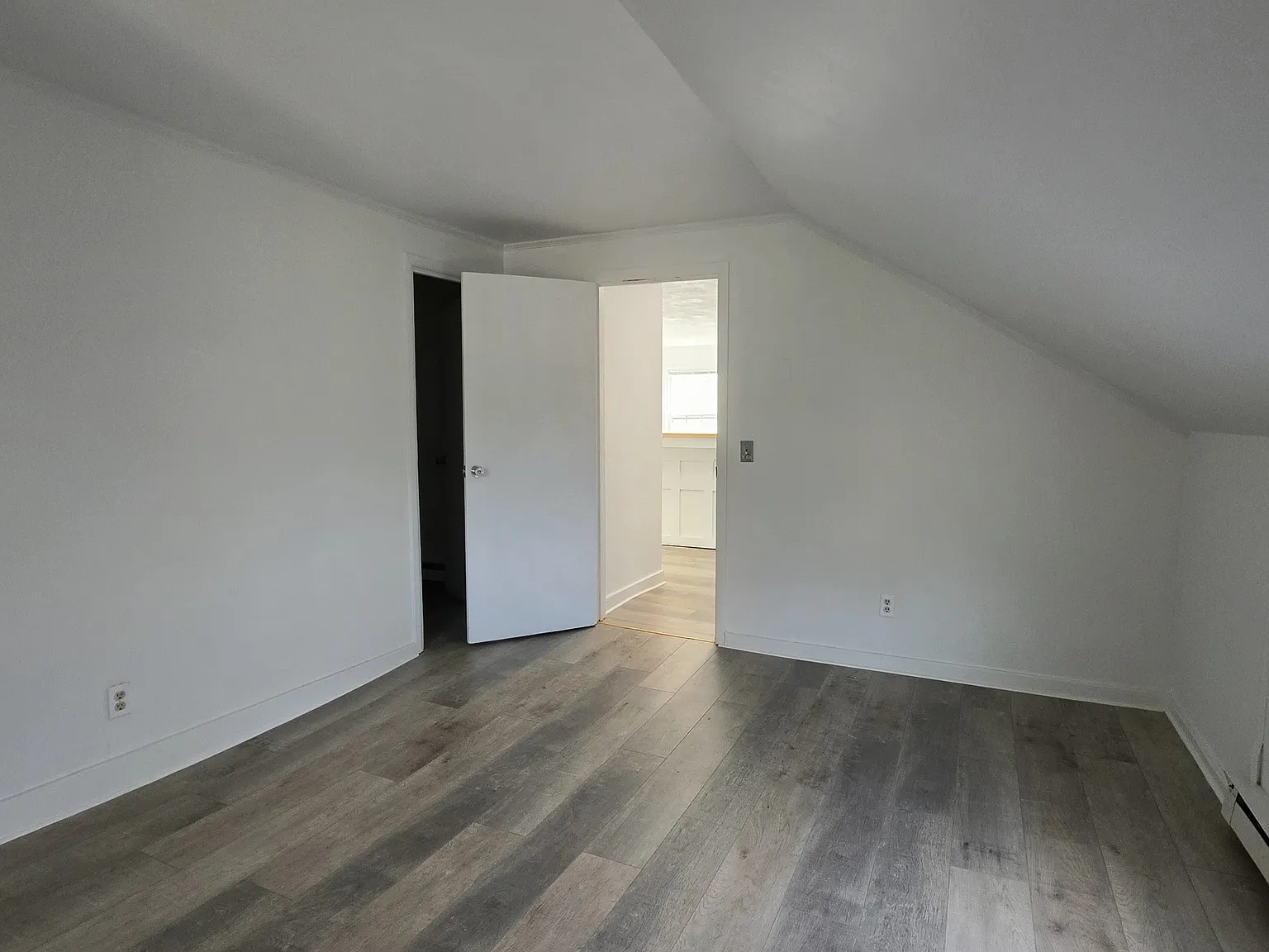 9 Hudson St — Photo 3