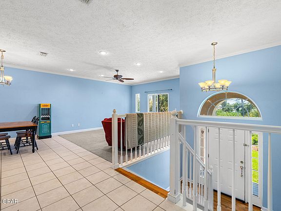 4th image of 6220 N Lagoon Dr