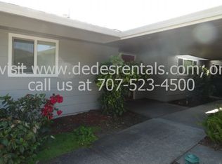 6 Meadow Green Cir, Santa Rosa, CA 95409