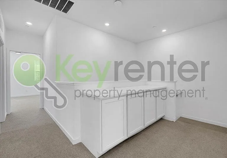 5301 E Commerce Way #44104 — Photo 15