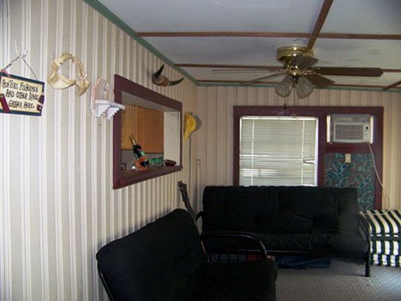 4th image of 2027 County Road 206