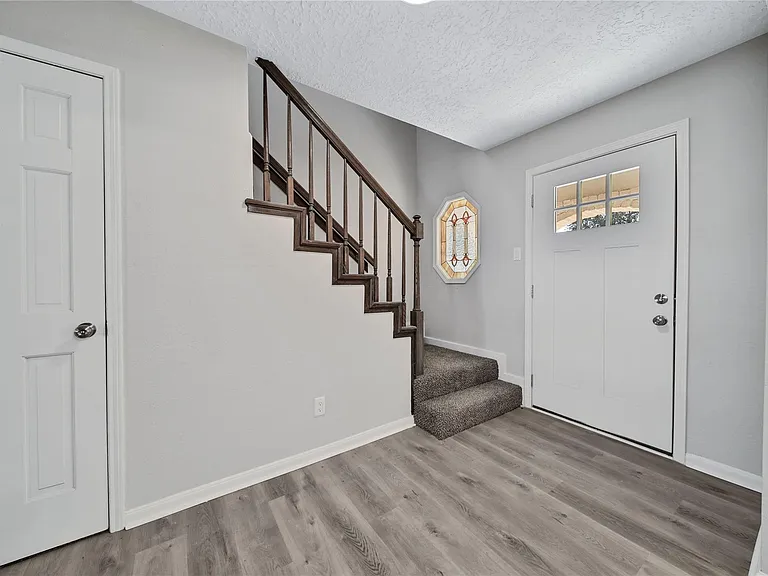 13426 Balcrest Dr — Photo 5