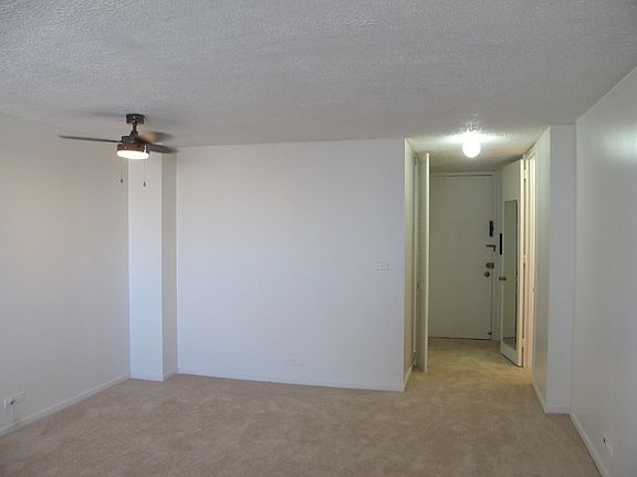 5th image of 1960 N Lincoln Park W APT 602