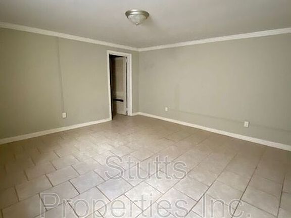 5th image of 727 Sherrod Ave #D727