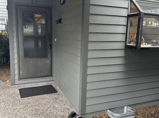 3250 NW Oceanview Dr APT 17, Newport, OR