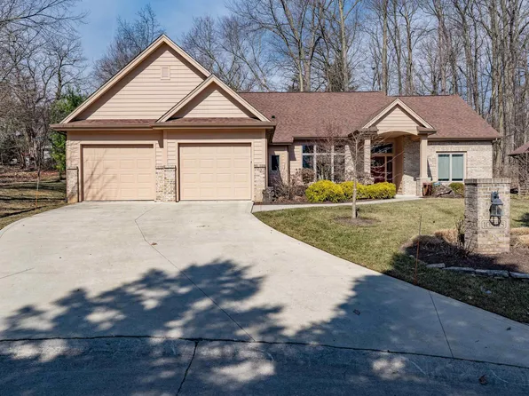 10528 Woodland Rdg W, Fort Wayne, IN 46804