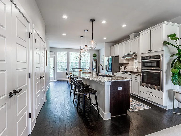 2785 Hartwick Dr — Photo 8