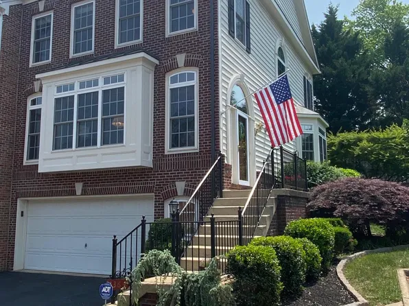 3365 Wilton Crest Ct, Alexandria, VA 22310