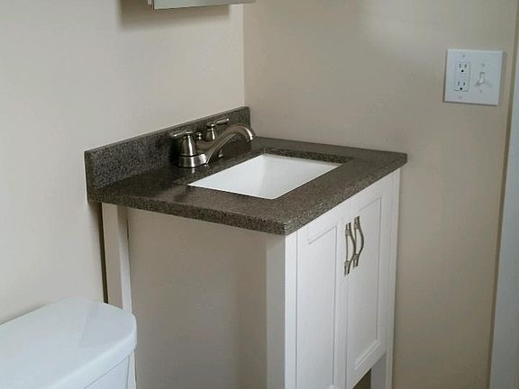 5th image of 25 Bahamia Dr