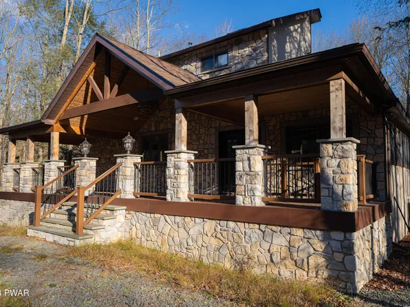 74 Underwood Ln, Lake Ariel, PA 18436