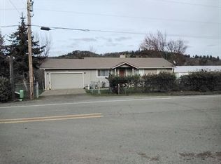 418 Glengary Loop Rd, Roseburg, OR 97470