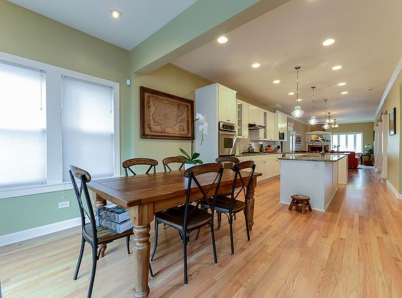 4th image of 3051 N Southport Ave #1