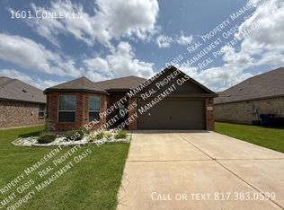 1601 Conley Ln, Crowley, TX 76036