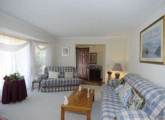 2nd image of 109 Travelers Rest Blvd
