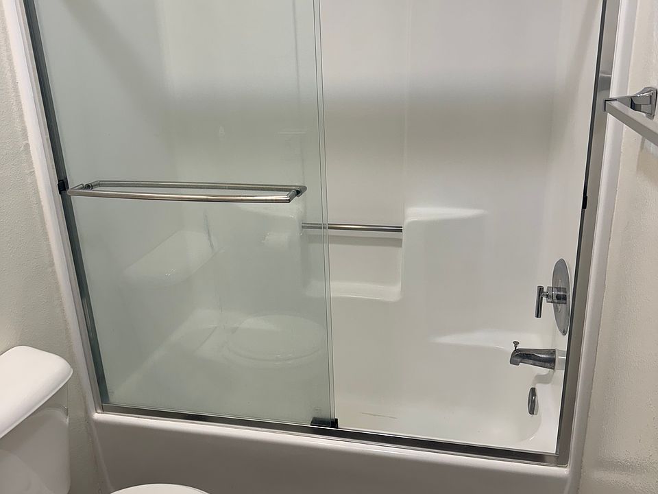 1st image of 4717 Ben Ave APT 305