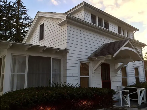 210 Chapel St, Penn Yan, NY 14527