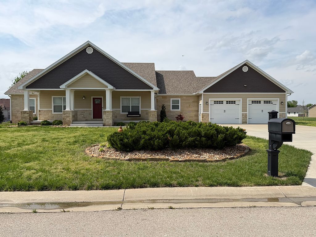 118 Vals Ln - Property Image