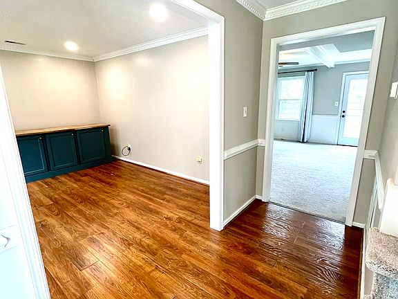 3rd image of 544 Currituck Dr