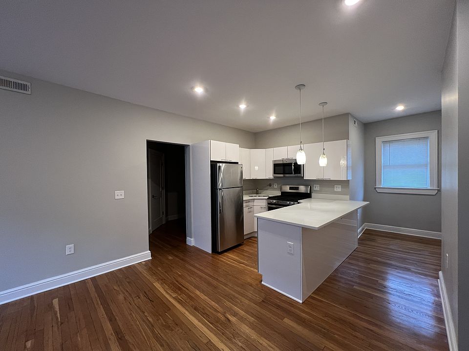 1st image of 18-20 John F Kennedy St #8